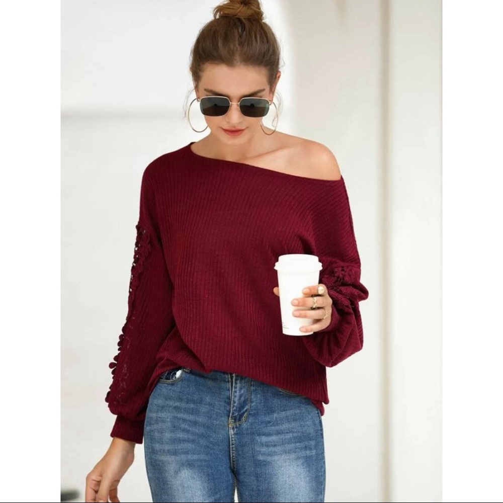 Floral Hollow Out Sleeve Solid Tee